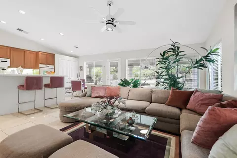 45 Sutton Pl E, Palm Desert, CA 92211 photo 14