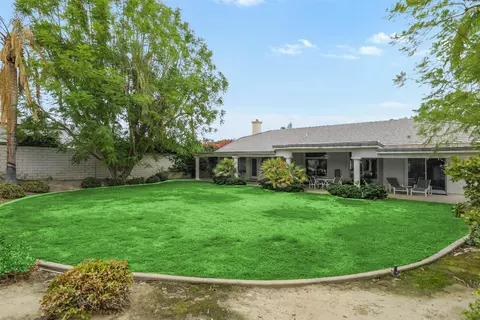 45 Sutton Pl E, Palm Desert, CA 92211 photo 29