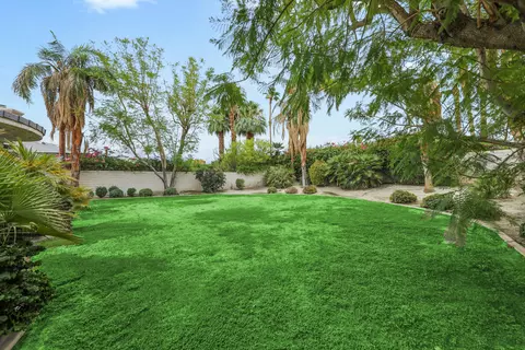 45 Sutton Pl E, Palm Desert, CA 92211 photo 28