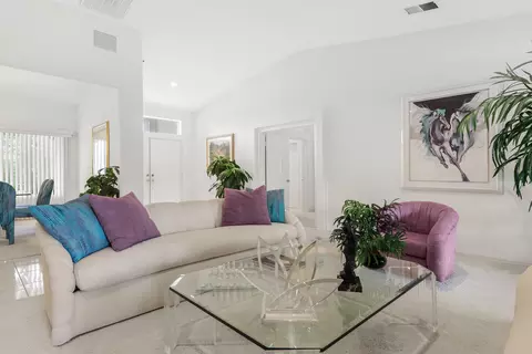 45 Sutton Pl E, Palm Desert, CA 92211 photo 3