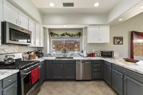 80198 Malaga Ave, Indio, CA 92201 photo 6
