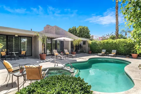 2944 Sundance Cir W, Palm Springs, CA 92262