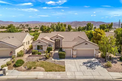 37290 Turnberry Isle Dr, Palm Desert, CA 92211