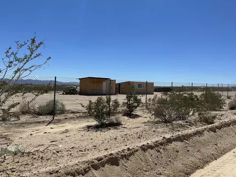 69475 Papoose Trl, Twentynine Palms, CA 92277