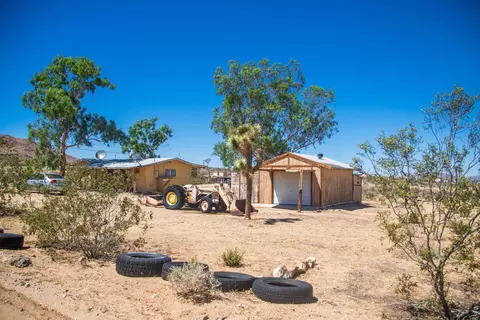 55460 Massachusets Ave, Landers, CA 92285 photo 5