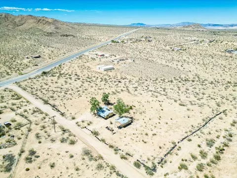 55460 Massachusets Ave, Landers, CA 92285 photo 10