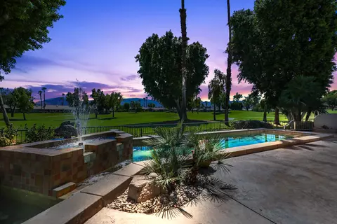 369 Saddlehorn Trl, Palm Desert, CA 92211