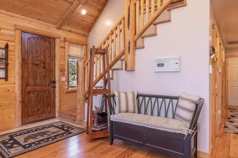 127 Shadow Brook Rd, Big Bear Lake, CA 92315 photo 4