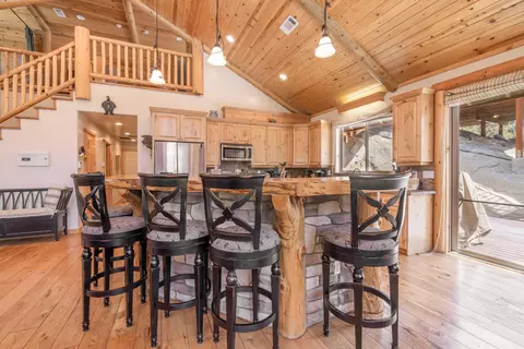 127 Shadow Brook Rd, Big Bear Lake, CA 92315 photo 9