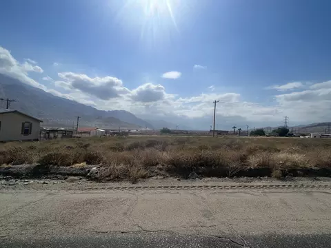 26 Haugen-lehmann Way, Whitewater, CA 92282