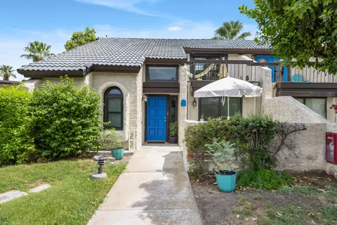 23 Pueblo Vista Dr, Palm Springs, CA 92264