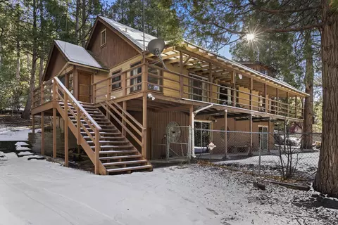 54365 Marian View Dr, Idyllwild, CA 92549