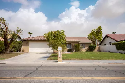 68250 Tachevah Dr, Cathedral City, CA 92234