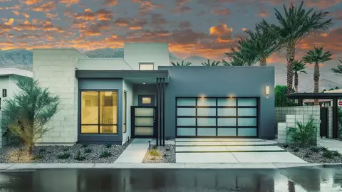 141 Holliday Way, Palm Springs, CA 92262