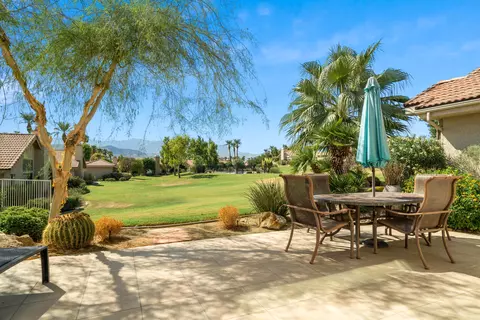 117 Verde Way, Palm Desert, CA 92260