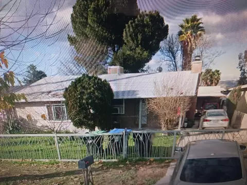 790 E Johnston Ave, Hemet, CA 92543