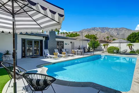 1280 E Delgado Rd, Palm Springs, CA 92262
