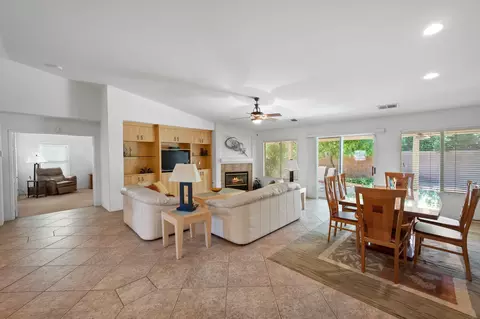 81297 Avenida Camelia, Indio, CA 92201 photo 4