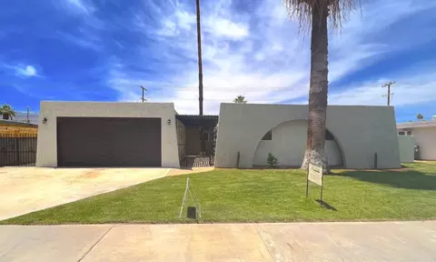 43751 Marigold Dr, Palm Desert, CA 92260