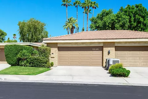 2248 Oakcrest Dr, Palm Springs, CA 92264