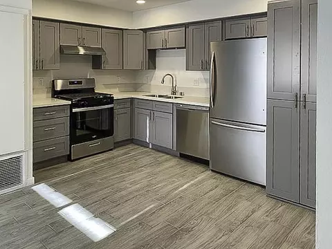 42662 Clifford St, Palm Desert, CA 92260