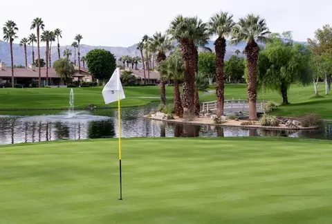 330 Red River Rd, Palm Desert, CA 92211