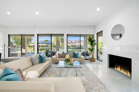 35 Park Ln, Rancho Mirage, CA 92270