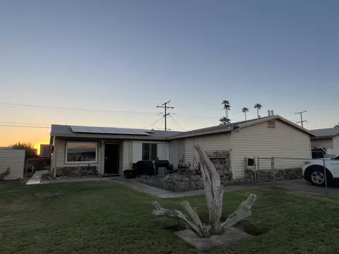 421 S 4th St, Blythe, CA 92225
