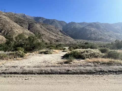 14 Esperanza Ave, Cabazon, CA 92230 photo 3