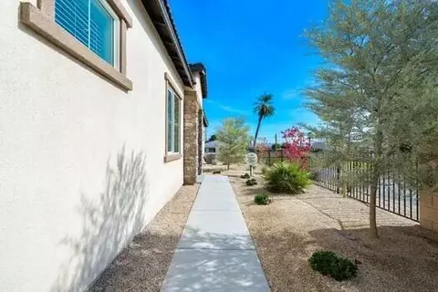 48895 Barrymore St, Indio, CA 92201 photo 4