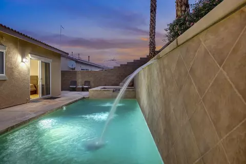 40676 Morris St, Indio, CA 92203 photo 2