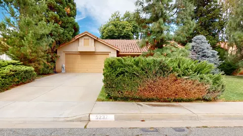 5237 Prospector Cir, Banning, CA 92220