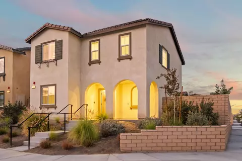 67448 Rio Oso Rd, Cathedral City, CA 92234