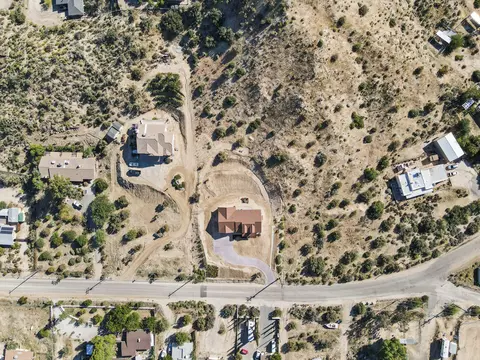 49111 Paradise Ave, Morongo Valley, CA 92256