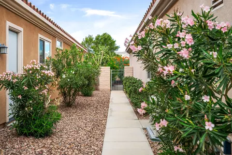 81542 Avenida Contento, Indio, CA 92203 photo 23