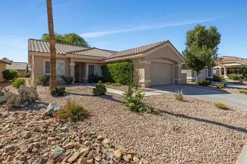 38687 Burgundy Ln, Palm Desert, CA 92211