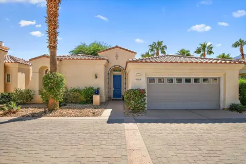 80927 Calle Azul, La Quinta, CA 92253