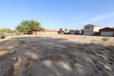 010 Rio Vista Dr, Cathedral City, CA 92234