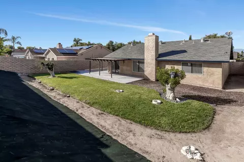 962 Esther Dr, Corona, CA 92882 photo 25