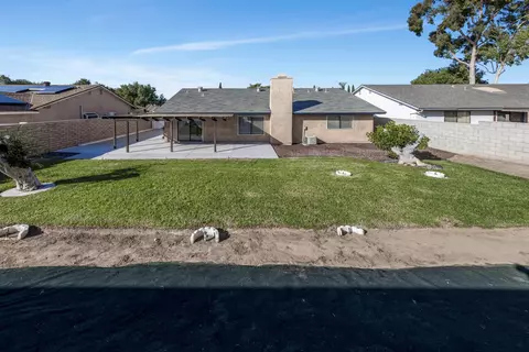 962 Esther Dr, Corona, CA 92882 photo 23