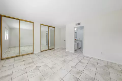 962 Esther Dr, Corona, CA 92882 photo 15