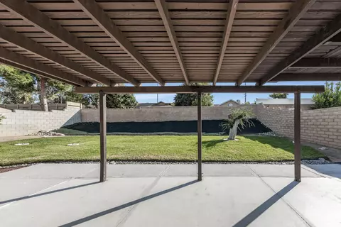 962 Esther Dr, Corona, CA 92882 photo 27