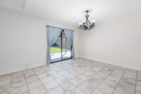 962 Esther Dr, Corona, CA 92882 photo 11