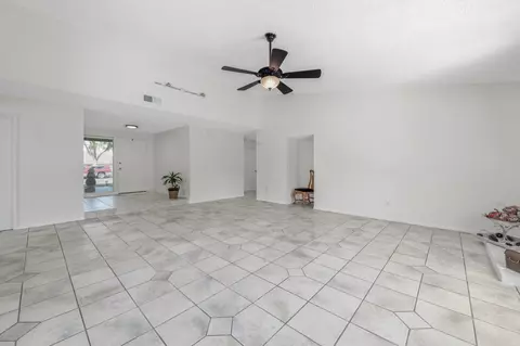 962 Esther Dr, Corona, CA 92882 photo 7