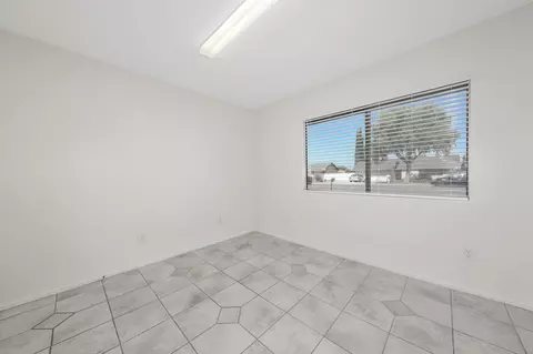 962 Esther Dr, Corona, CA 92882 photo 19