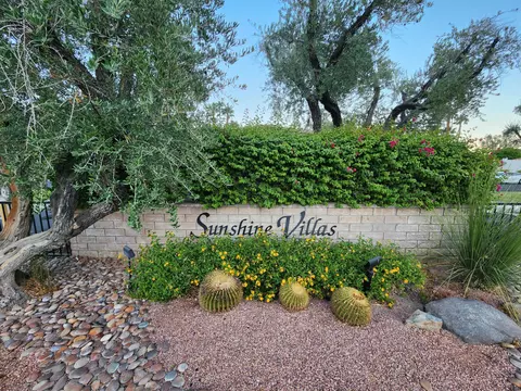 2215 Sunshine Way, Palm Springs, CA 92264