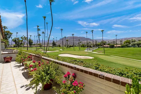 8 El Toro Dr, Rancho Mirage, CA 92270