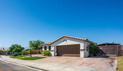 43309 Avenida Estrella, Indio, CA 92203 photo 2
