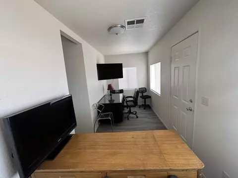 617 E Main St, Calipatria, CA 92233 photo 4