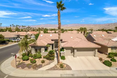 78826 Edgebrook Ln, Palm Desert, CA 92211